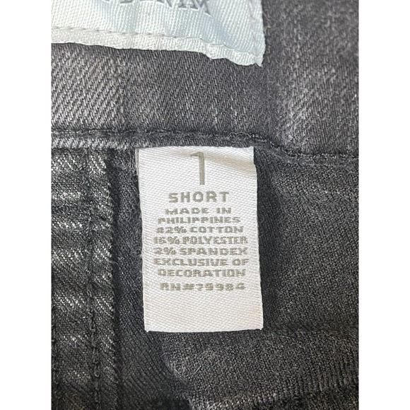 Chicos Jeans Adult 1 Short Gray Platinum Denim Stretch Comfort Womens - Picture 7 of 13